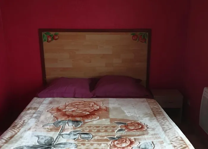 La Fontaine Amie Dom wakacyjny Saint-Remy (Calvados)